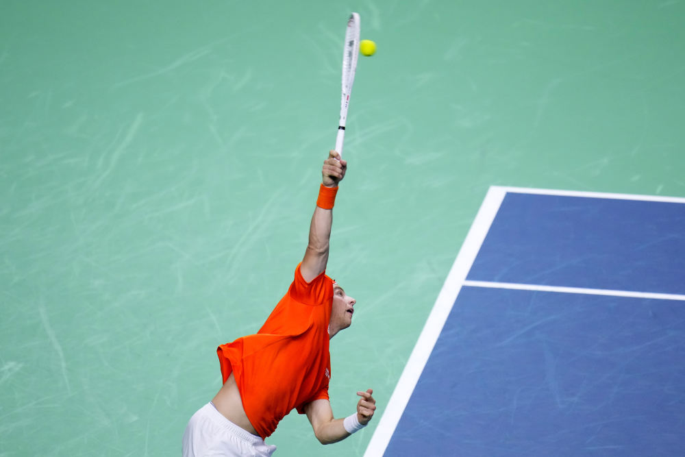 他不仅吸引 他不仅吸引