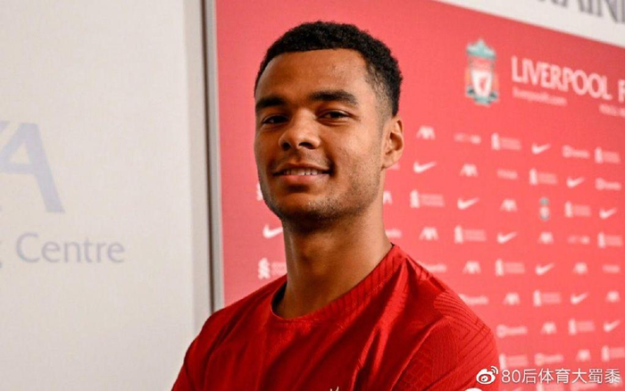 担任开球者 担任开球者