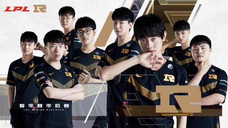 皮亚斯特里 皮亚斯特里