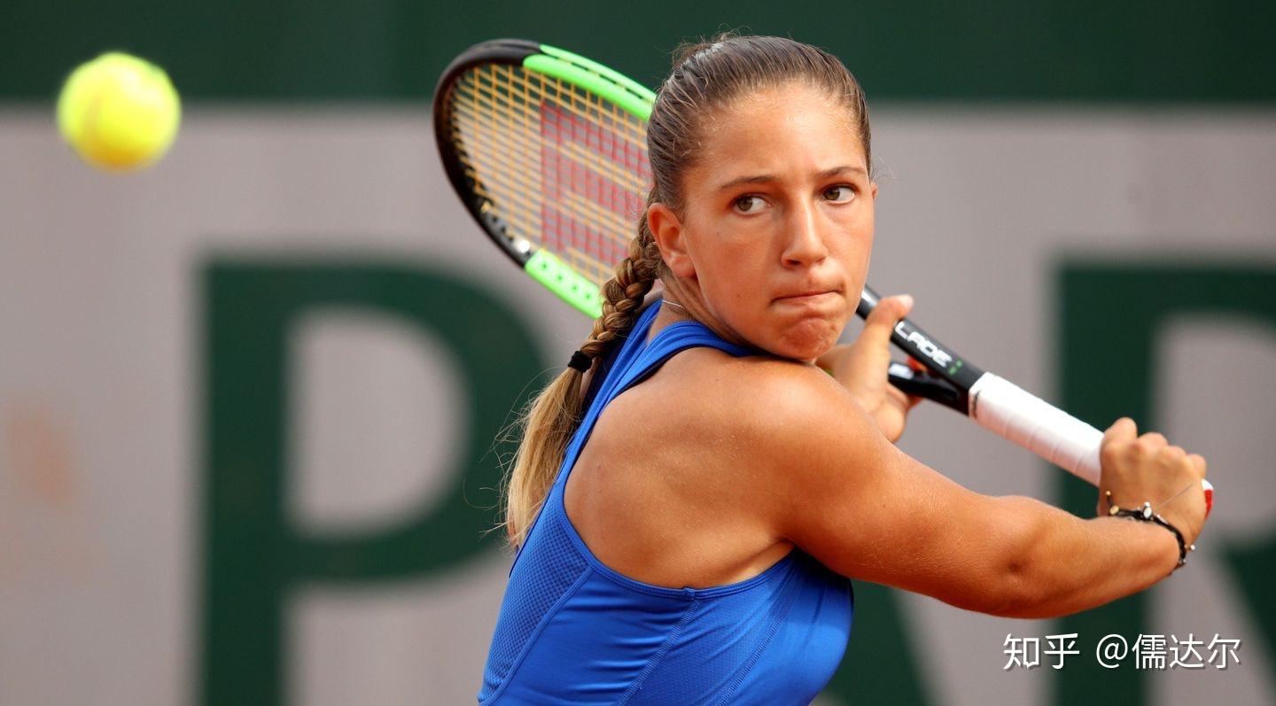 由于伤病与 由于伤病与